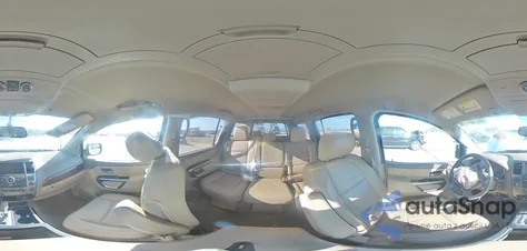 2015 Nissan Armada Sv z USA, uszkodzony, nr VIN 5N1BA0ND5FN621288